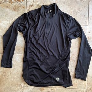 Mountain Hardware Black Base Layer Size S/M